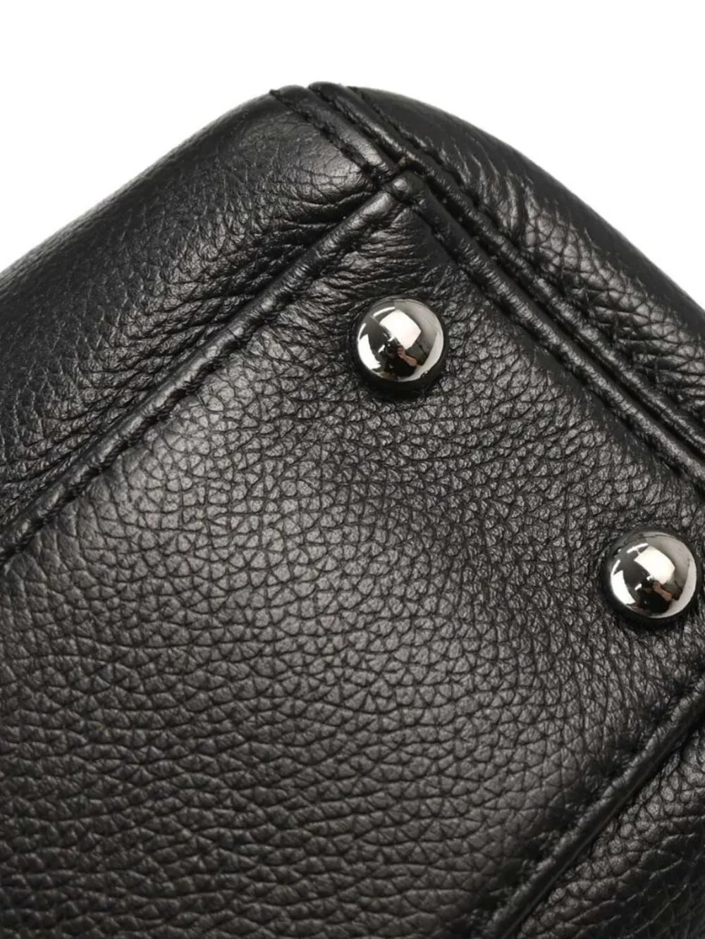 CHANEL mademoiselle lock